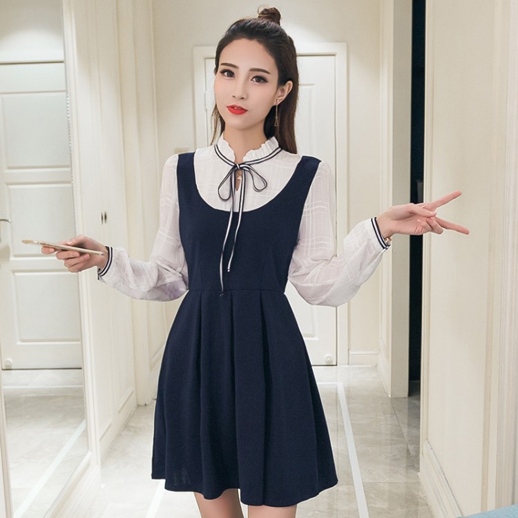 5576 gefälschtes zweiteiliges, lässiges, langärmliges Plisseekleid